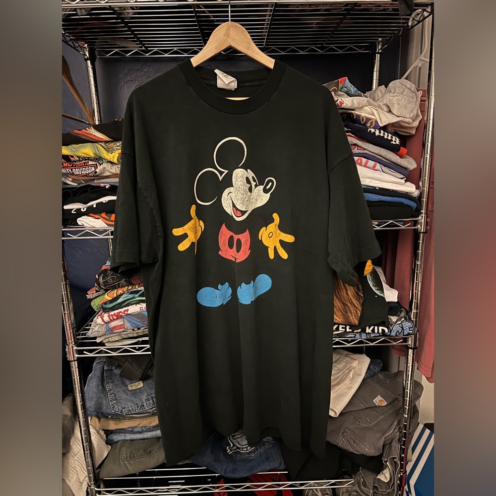 Vintage Mickey Mouse shirt!